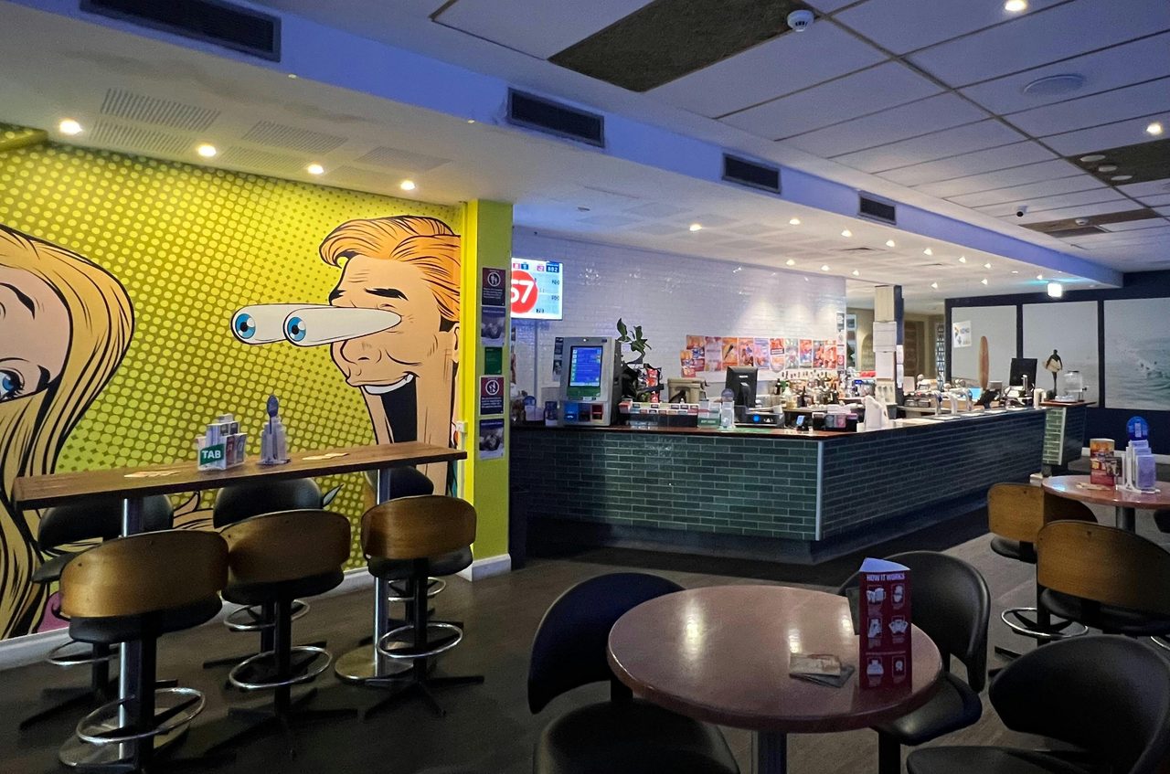 Sports Bar