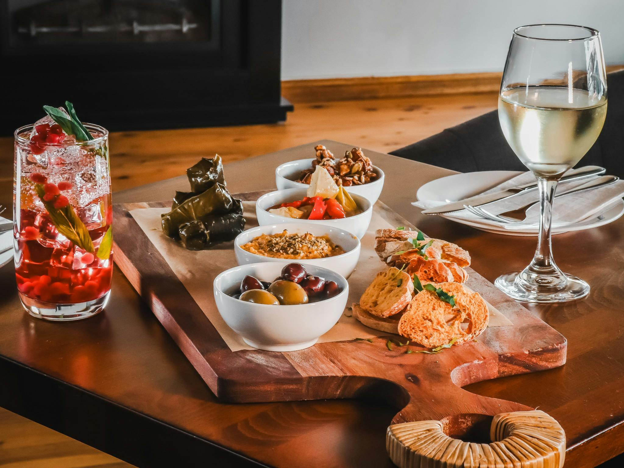 Cocktails and wine with tapas Kurrajong restaurant NSW