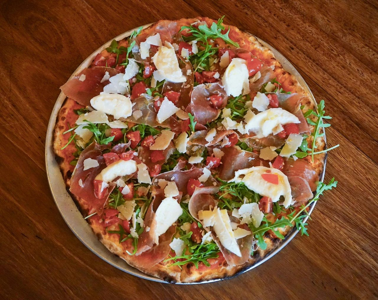 Prosciutto pizza