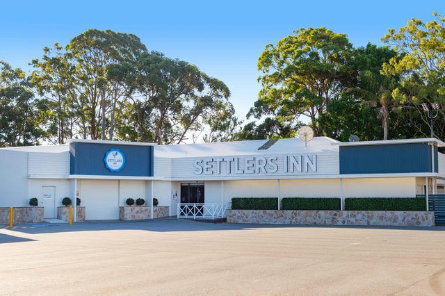Settlers Inn Hotel