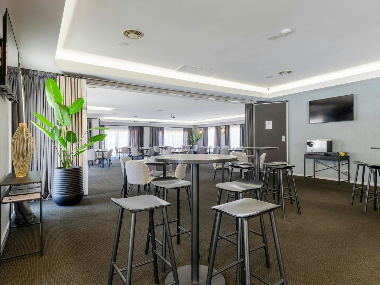 Relish Restaurant Bar