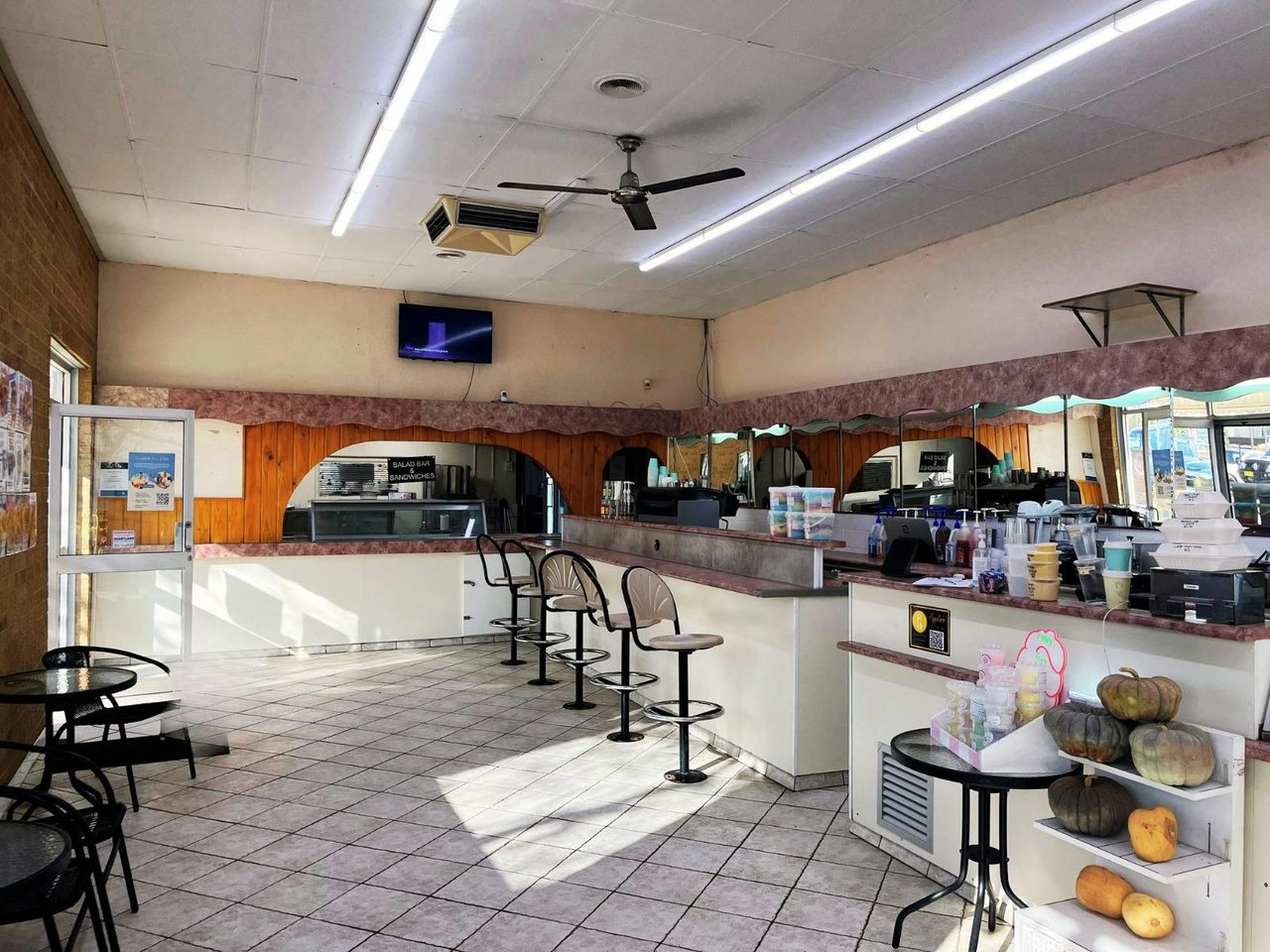 Parkes Takeaway inside dining area