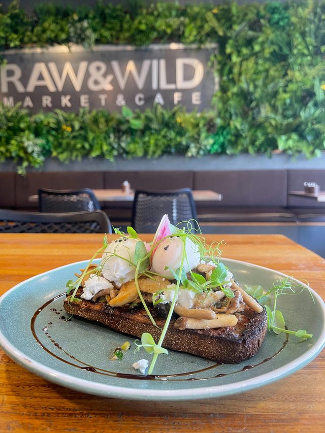 Raw & Wild Market and Cafe