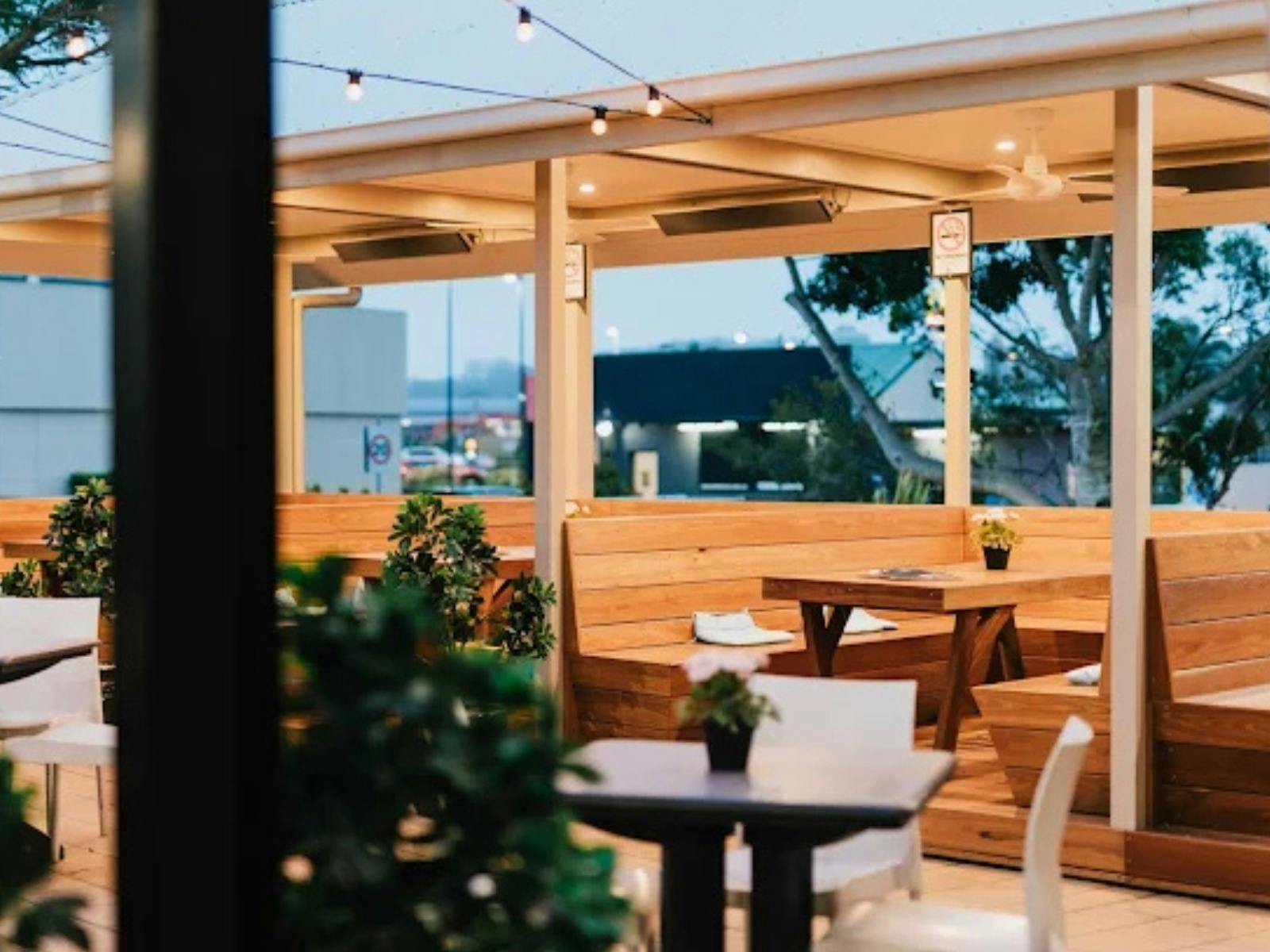 Outdoor Cabanas Salamander Hotel