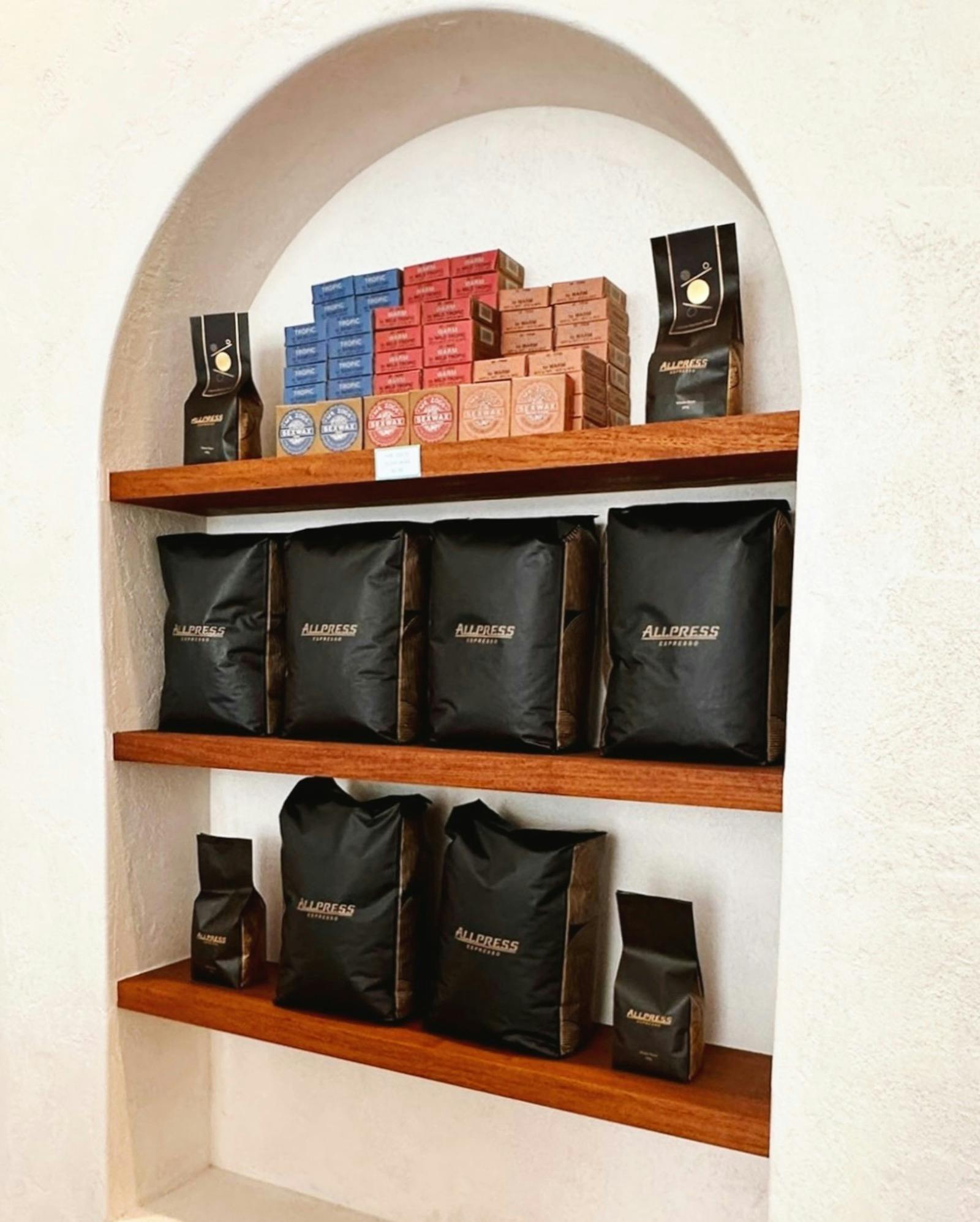 Sparrow Shelves