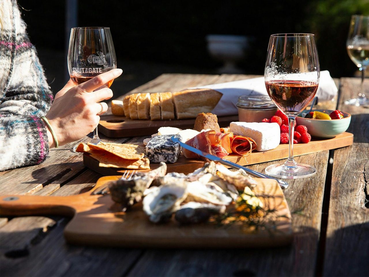 DIY gourmet picnic from the providor